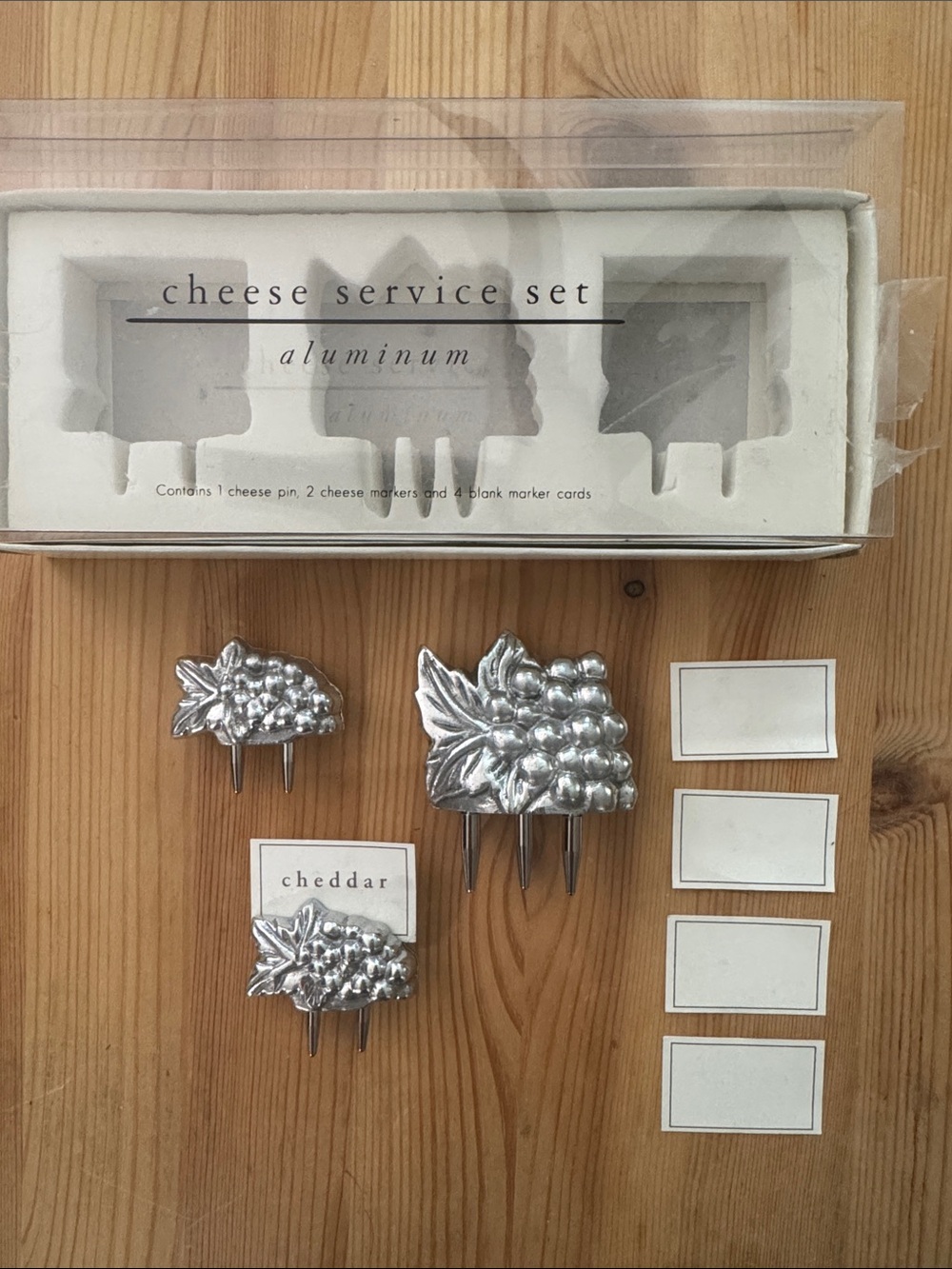Aluminum Cheese Service Set with Grape Design